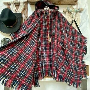 Torrid plaid CAPE w toggle button & twill texture southwestern cottage vibe